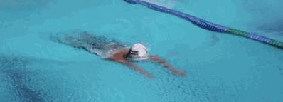 100米蛙泳游泳技巧女子（打造高效快速的蛙泳姿势）