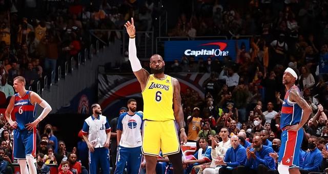 2017NBA场均助攻排行榜（揭秘NBA场上最擅长助攻的球员及他们的关键数据）