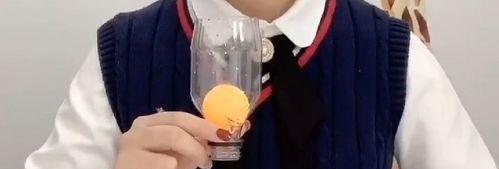 水中沉浮实验揭示乒乓球浮力的原理（乒乓球在水中的浮力实验及其科学解释）