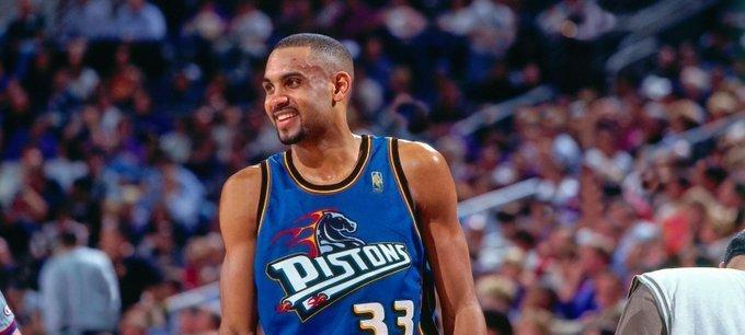 NBA巨星因伤病摧毁的痛苦现实（揭秘NBA史上伤病席卷的巨星，背后的苦涩与坚强）