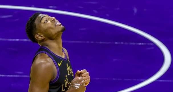 2020NBA真实命中率排行榜（揭秘NBA球员真实命中率榜单，谁是命中率最高的射手？）