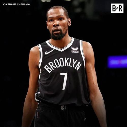 NBA今日新闻排行榜前十名（探索NBA今日新闻热门话题，了解球场上的新动态）