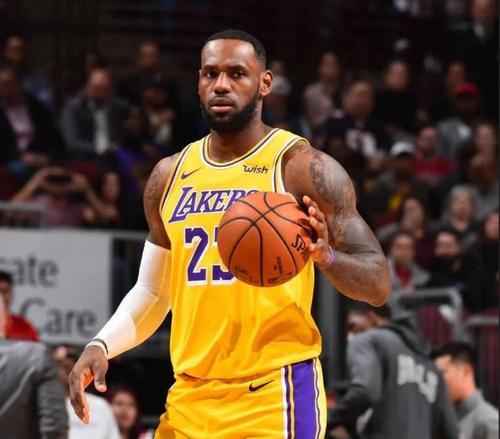 男生最喜欢的NBA球星排行榜（探索男生心中的NBA英雄，谁才是最受欢迎的球星？）