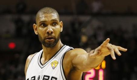 NBAMVP数量排行榜2015（回顾历届NBAMVP奖项，谁能与2015年媲美？）