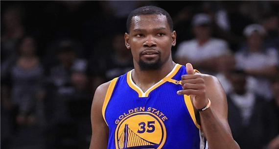 NBA现役篮球巨星排行榜前十名揭晓（排名、数据与风采，全面解读篮球巨星的辉煌之路）