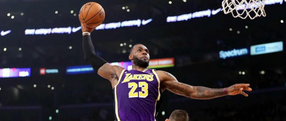 NBA现役球员联盟巨星排行榜（探索现役球员中最伟大的巨星，以及他们的统治力和传奇之路）