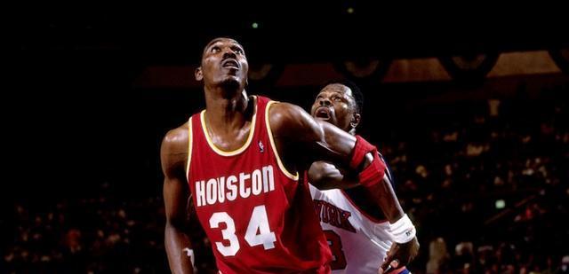 NBA最新个人排行榜揭晓（探索最新NBA个人排行榜，看看谁在榜单之巅傲视群雄！）