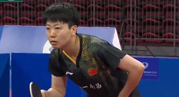 追逐乒乓球全国冠军的艰难之路（探索中国乒乓球全国冠军荣耀的难度与挑战）