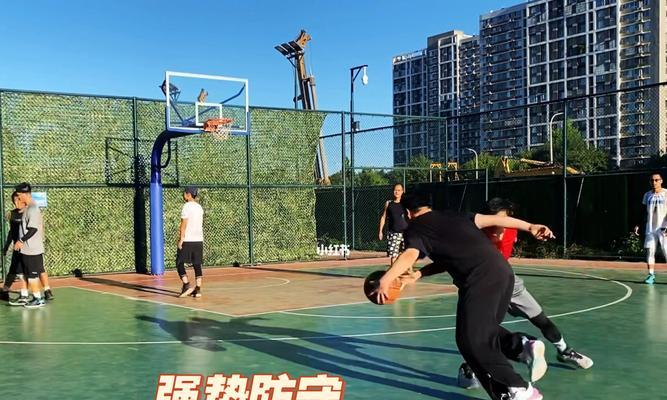 篮球防守者为何跳不起来了？（探究现象背后的原因和解决方案）