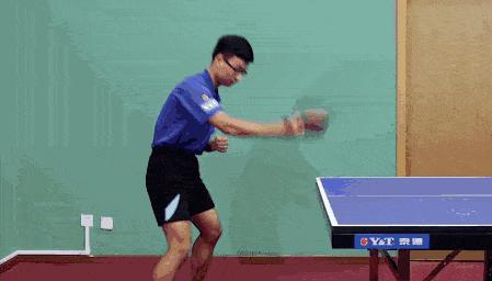乒乓球技巧精讲——如何接旋球（掌握关键技巧，提高乒乓球水平）