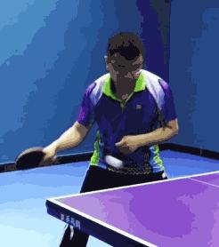 打乒乓球发旋转球的技巧（掌握旋转球，提升乒乓球水平）