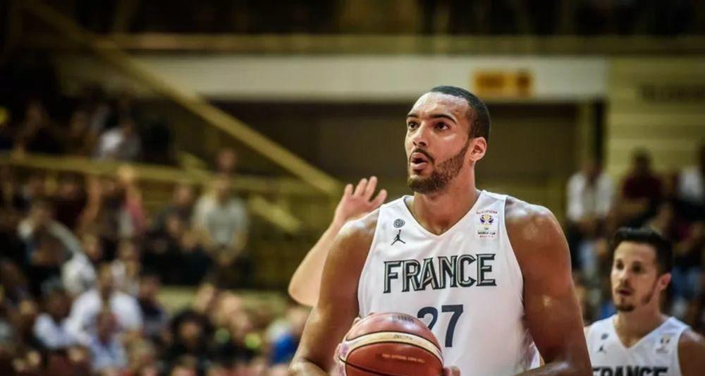 NBA历史上最佳防守球员排名前十（固若金汤，策应灵光，NBA史上最出色的防守天才们）