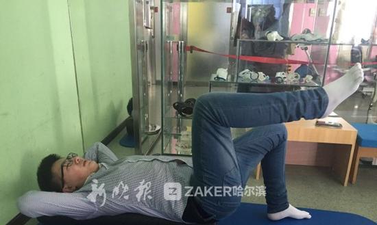 打篮球防守技巧之“腰间守护”（提高防守效率的关键技巧，带你解析如何合理运用）