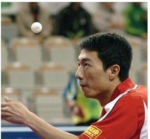 乒乓球发球技巧与发力技巧解析（精准发球，打破对手防线）