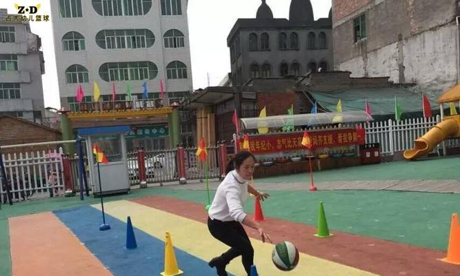 优化排球3米往返移动动作的技巧（掌握稳定的足部动作关键，提升排球技术水平）