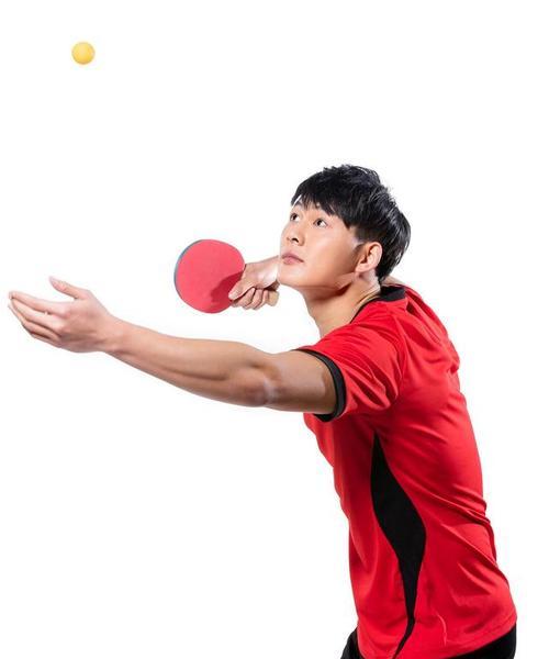 乒乓球竖拍开球技巧大全（全面掌握竖拍开球技巧，提升比赛实力）