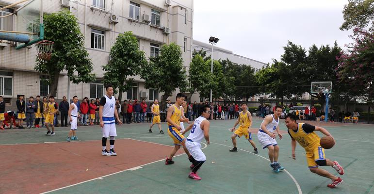 青少年篮球防守无球的技巧与战术（无球防守如何提升篮球竞技能力）