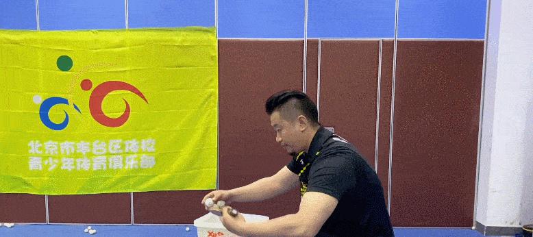 乒乓球直拍技巧大揭秘（以直拍技巧提高击球准确性和力量）