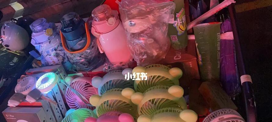 摆摊乒乓球套杯子的技巧（乒乓球摆摊技巧分享，教你轻松套杯子）