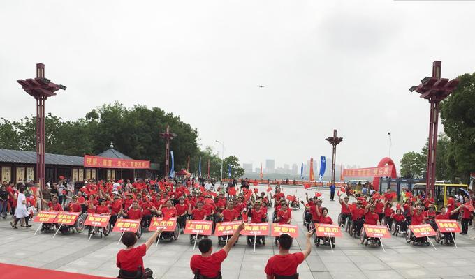 乒乓球步伐阶梯训练(发掘潜力,锻炼身体,成为优秀乒乓球运动员)